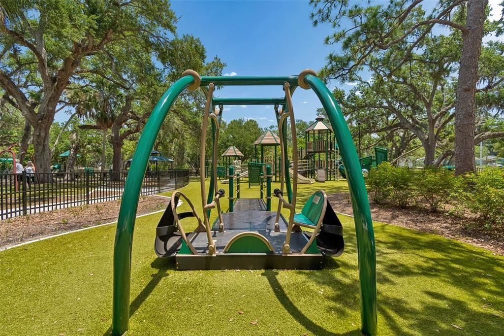 Active With Contract: $684,000 (3 beds, 2 baths, 1904 Square Feet)
