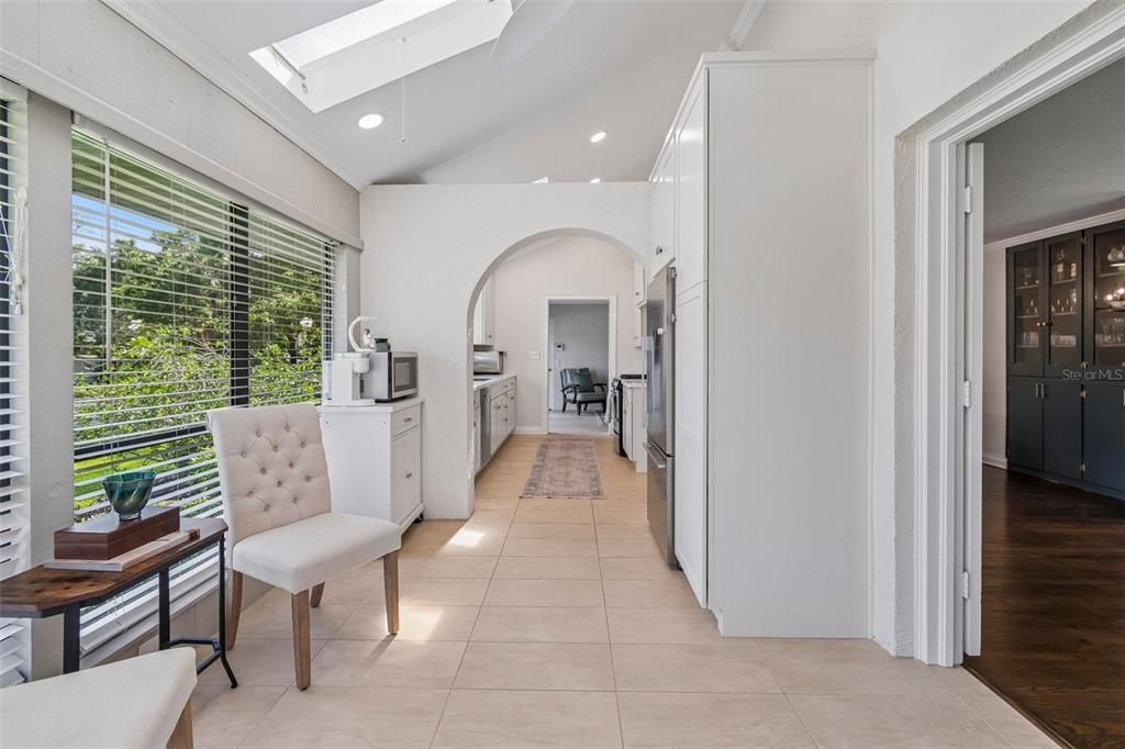Active With Contract: $684,000 (3 beds, 2 baths, 1904 Square Feet)