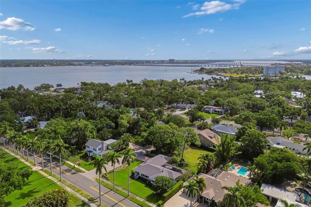 Active With Contract: $684,000 (3 beds, 2 baths, 1904 Square Feet)