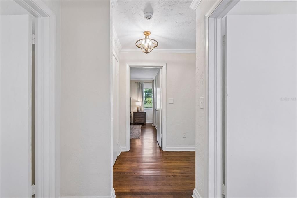 Active With Contract: $684,000 (3 beds, 2 baths, 1904 Square Feet)