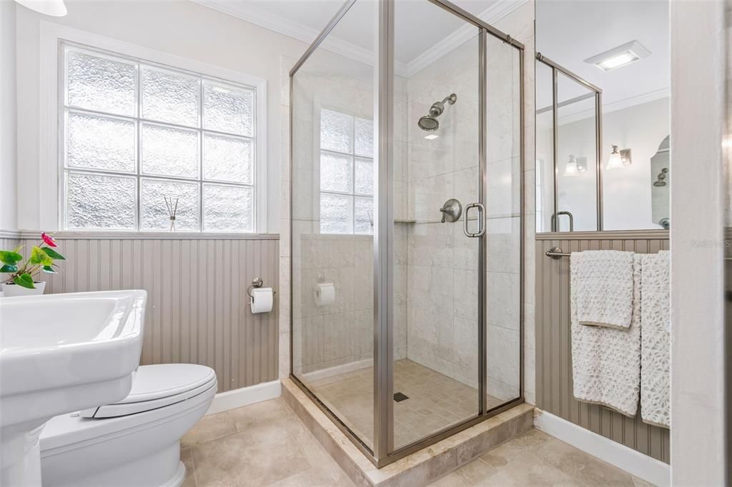Active With Contract: $684,000 (3 beds, 2 baths, 1904 Square Feet)