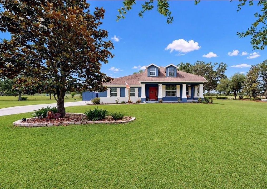 For Sale: $660,000 (4 beds, 2 baths, 2608 Square Feet)