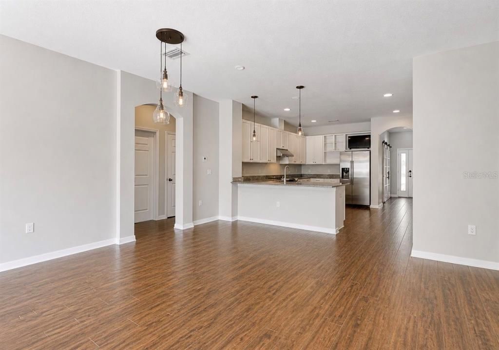 For Sale: $660,000 (4 beds, 2 baths, 2608 Square Feet)