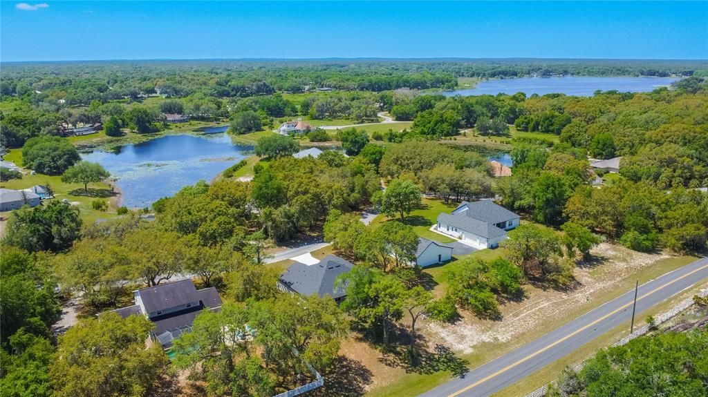 En Venta: $550,000 (4 camas, 3 baños, 2792 Pies cuadrados)