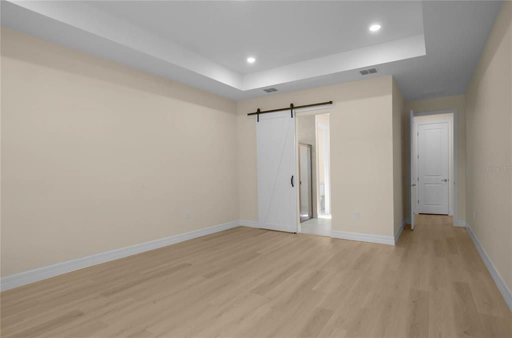 En Venta: $550,000 (4 camas, 3 baños, 2792 Pies cuadrados)