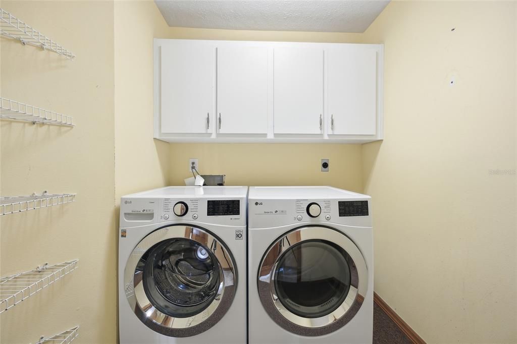 For Sale: $425,000 (4 beds, 2 baths, 2297 Square Feet)