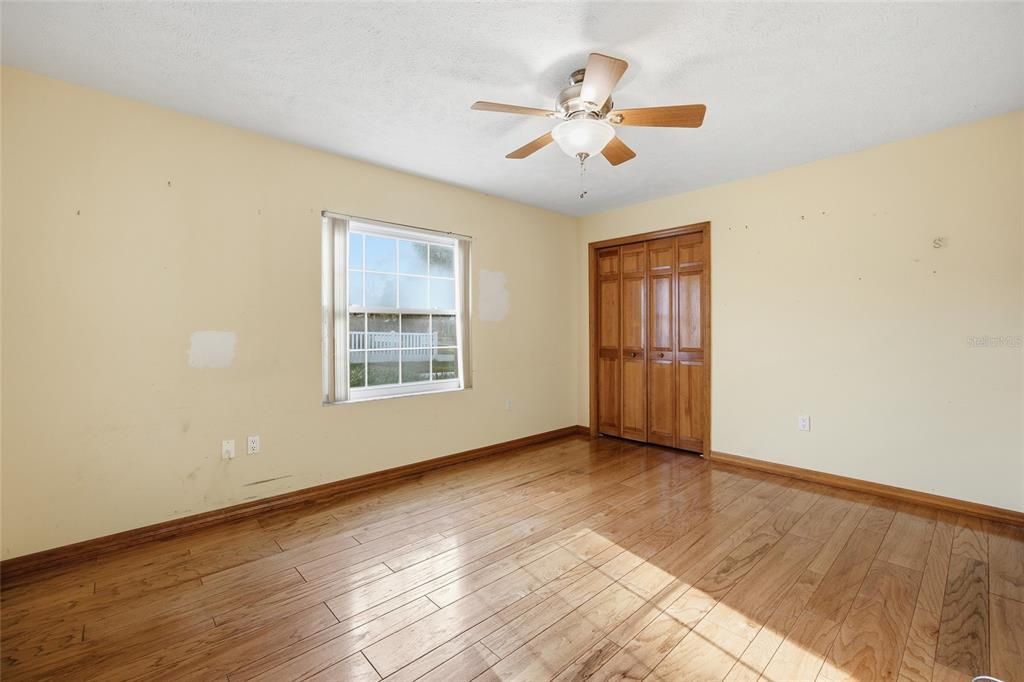 For Sale: $425,000 (4 beds, 2 baths, 2297 Square Feet)