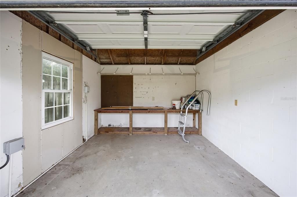 For Sale: $425,000 (4 beds, 2 baths, 2297 Square Feet)