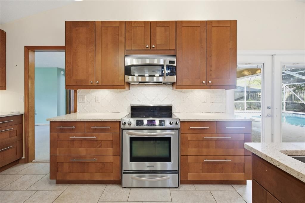 For Sale: $425,000 (4 beds, 2 baths, 2297 Square Feet)