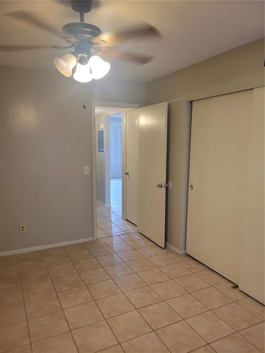 Active With Contract: $1,600 (2 beds, 2 baths, 1100 Square Feet)