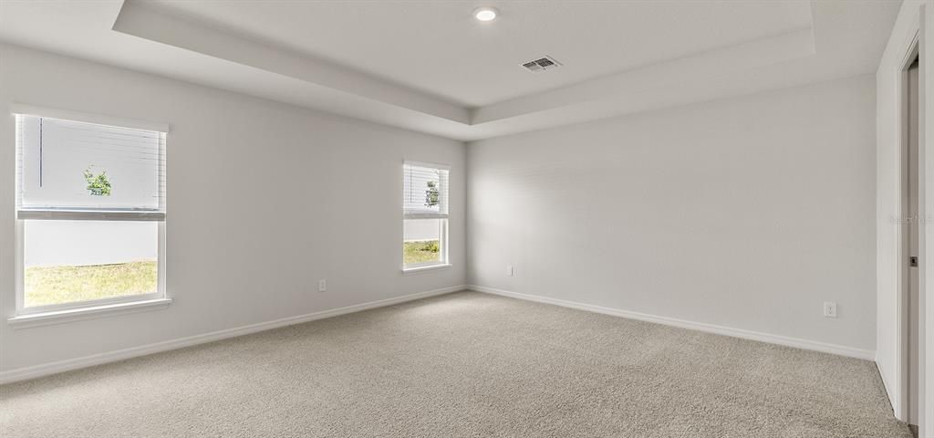 Active With Contract: $409,770 (3 beds, 2 baths, 2005 Square Feet)