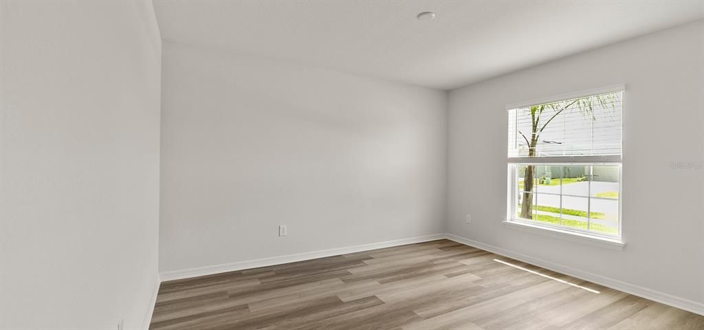 Active With Contract: $409,770 (3 beds, 2 baths, 2005 Square Feet)