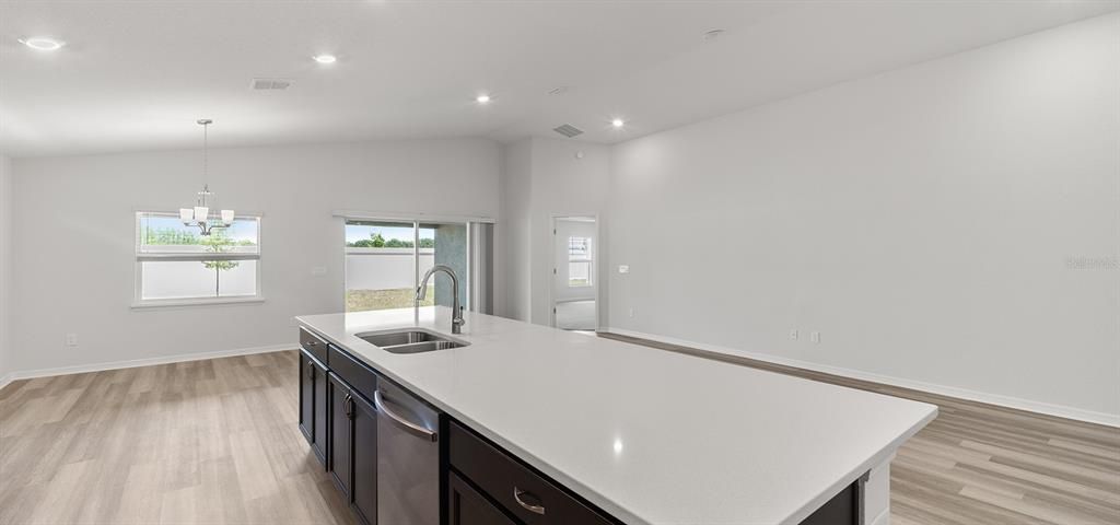Active With Contract: $409,770 (3 beds, 2 baths, 2005 Square Feet)