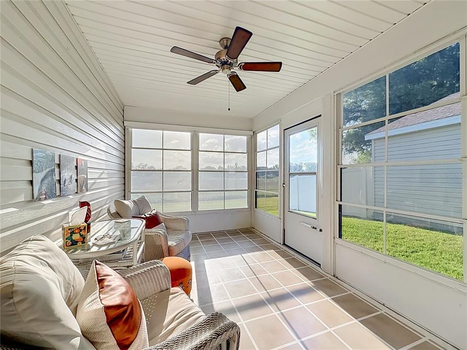 Active With Contract: $245,000 (2 beds, 2 baths, 1289 Square Feet)