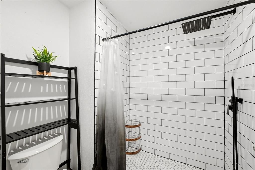 En Venta: $320,000 (3 camas, 2 baños, 1344 Pies cuadrados)