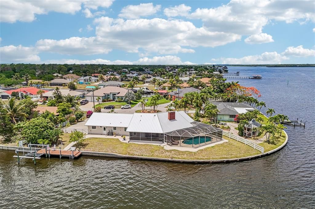En Venta: $925,000 (3 camas, 2 baños, 2189 Pies cuadrados)
