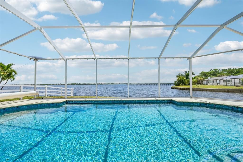 En Venta: $925,000 (3 camas, 2 baños, 2189 Pies cuadrados)