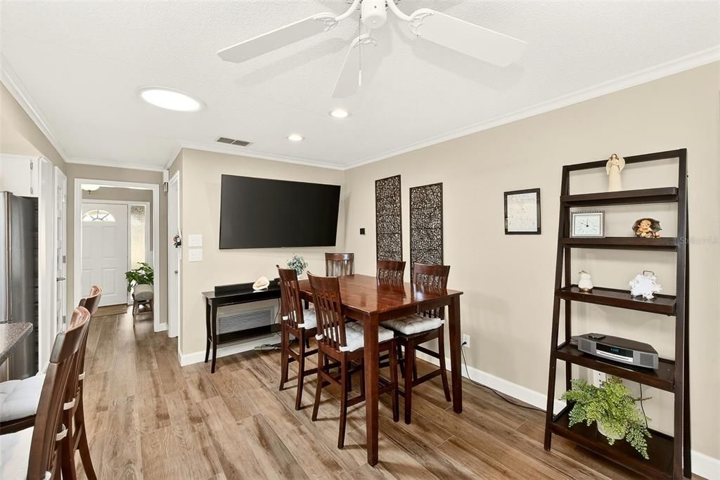 Active With Contract: $675,000 (4 beds, 2 baths, 1927 Square Feet)