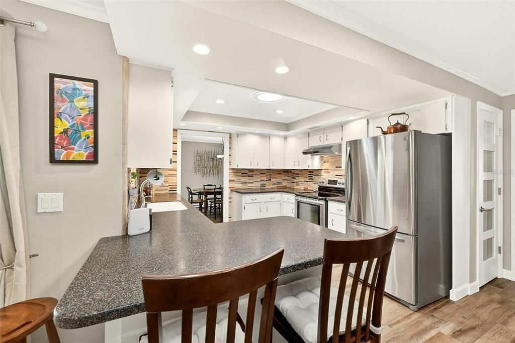 Active With Contract: $675,000 (4 beds, 2 baths, 1927 Square Feet)