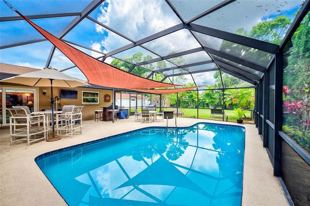 Active With Contract: $675,000 (4 beds, 2 baths, 1927 Square Feet)