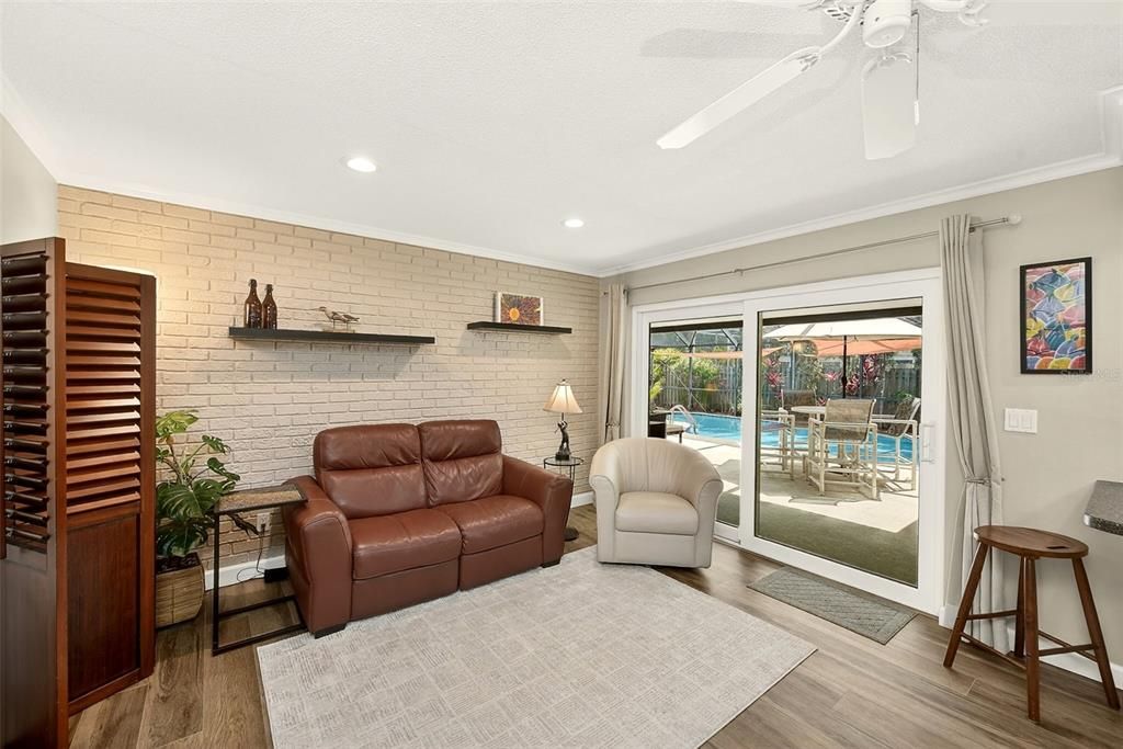 Active With Contract: $675,000 (4 beds, 2 baths, 1927 Square Feet)