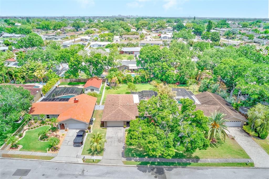 Active With Contract: $675,000 (4 beds, 2 baths, 1927 Square Feet)