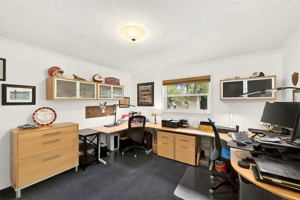 Active With Contract: $675,000 (4 beds, 2 baths, 1927 Square Feet)