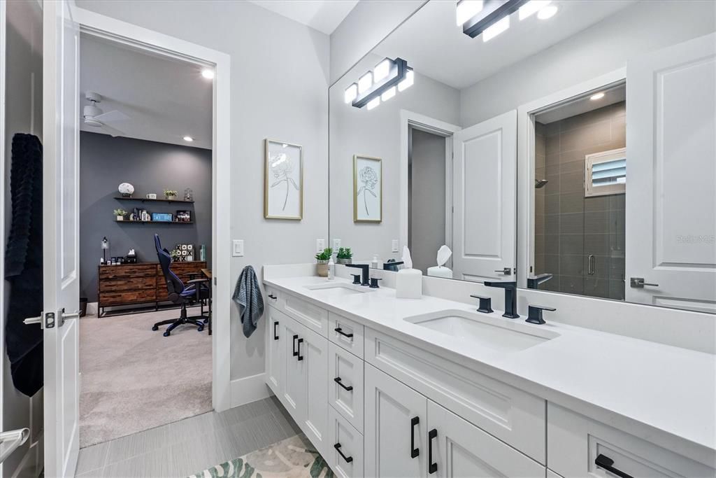 For Sale: $2,195,000 (4 beds, 3 baths, 3033 Square Feet)