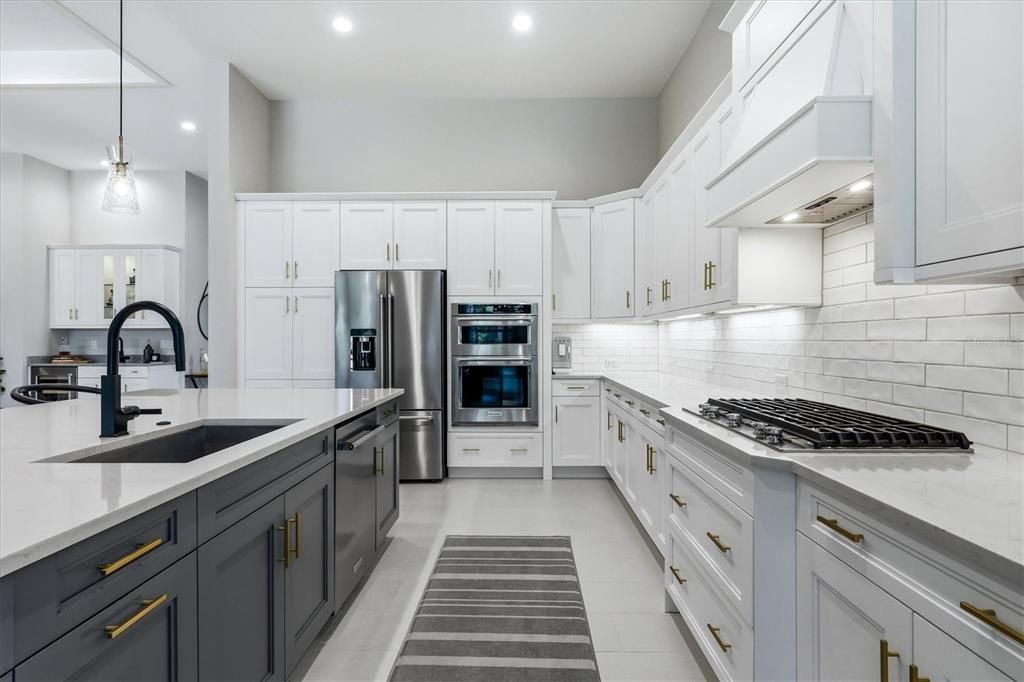 For Sale: $2,195,000 (4 beds, 3 baths, 3033 Square Feet)