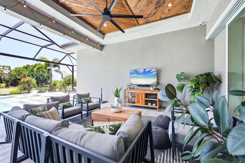 For Sale: $2,195,000 (4 beds, 3 baths, 3033 Square Feet)