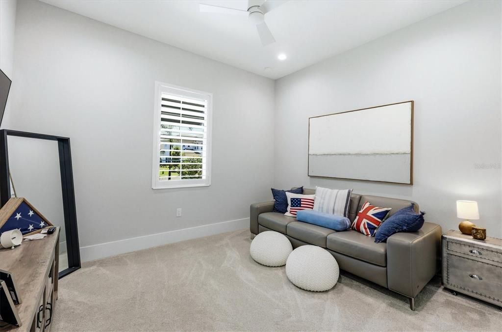 For Sale: $2,195,000 (4 beds, 3 baths, 3033 Square Feet)