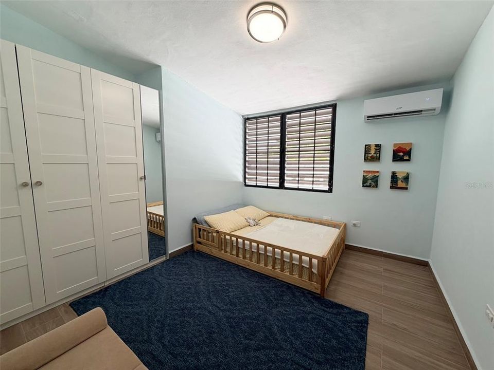 For Sale: $695,000 (5 beds, 3 baths, 2956 Square Feet)