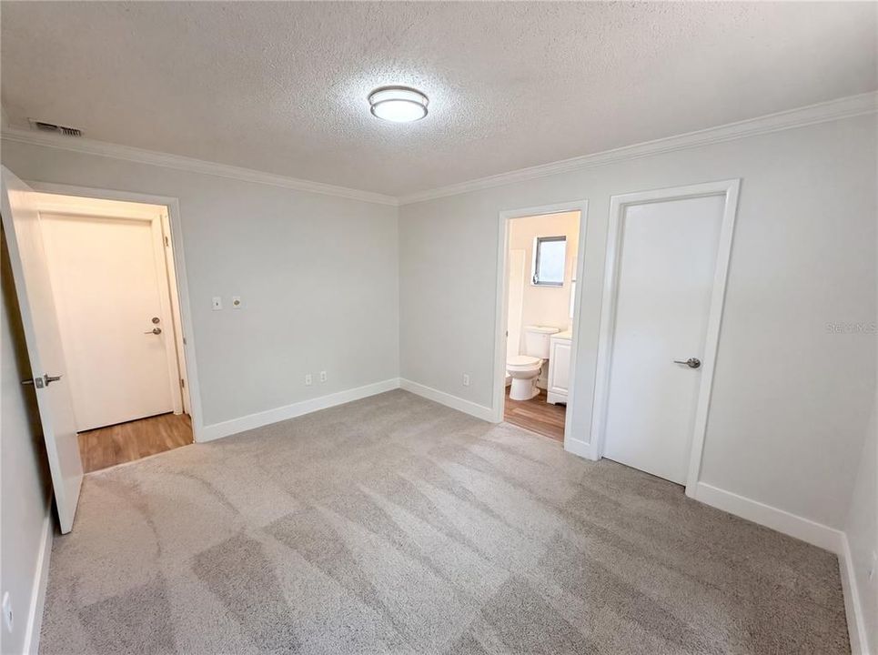 На продажу: $345,000 (3 спален, 2 ванн, 964 Квадратных фут)