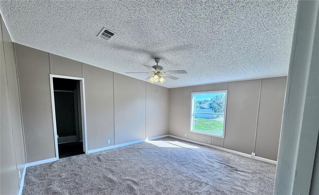 For Sale: $279,000 (4 beds, 3 baths, 2340 Square Feet)