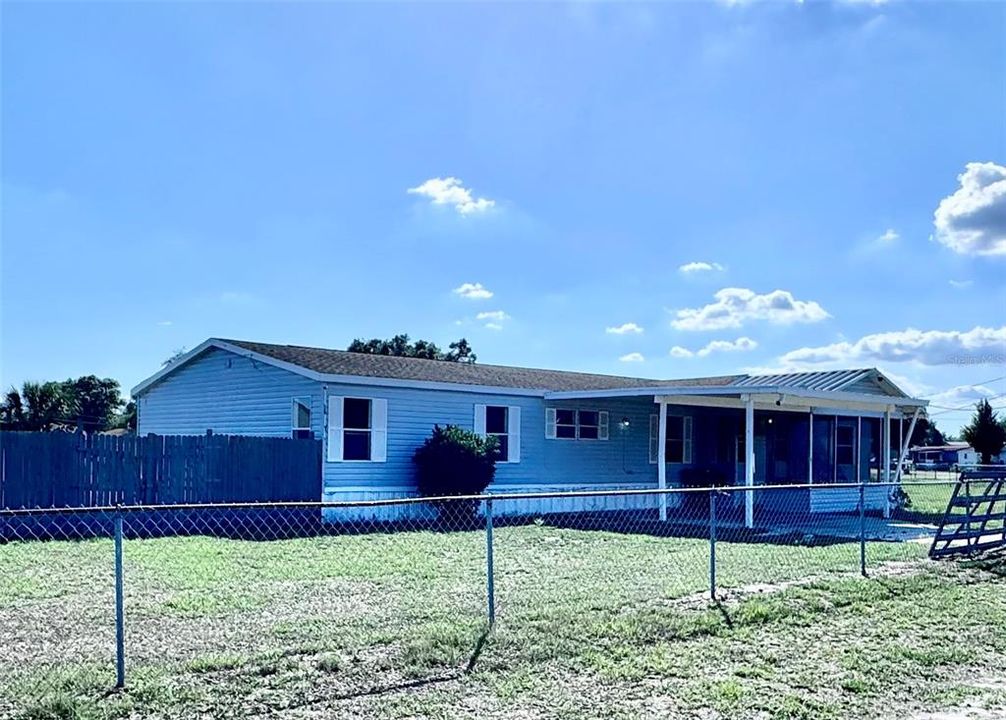 For Sale: $279,000 (4 beds, 3 baths, 2340 Square Feet)