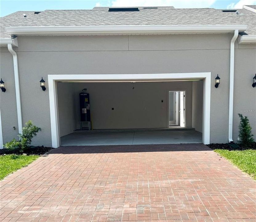 Active With Contract: $2,750 (3 beds, 2 baths, 1710 Square Feet)