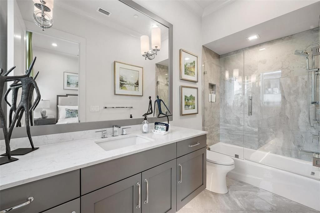 For Sale: $3,650,000 (5 beds, 5 baths, 4436 Square Feet)