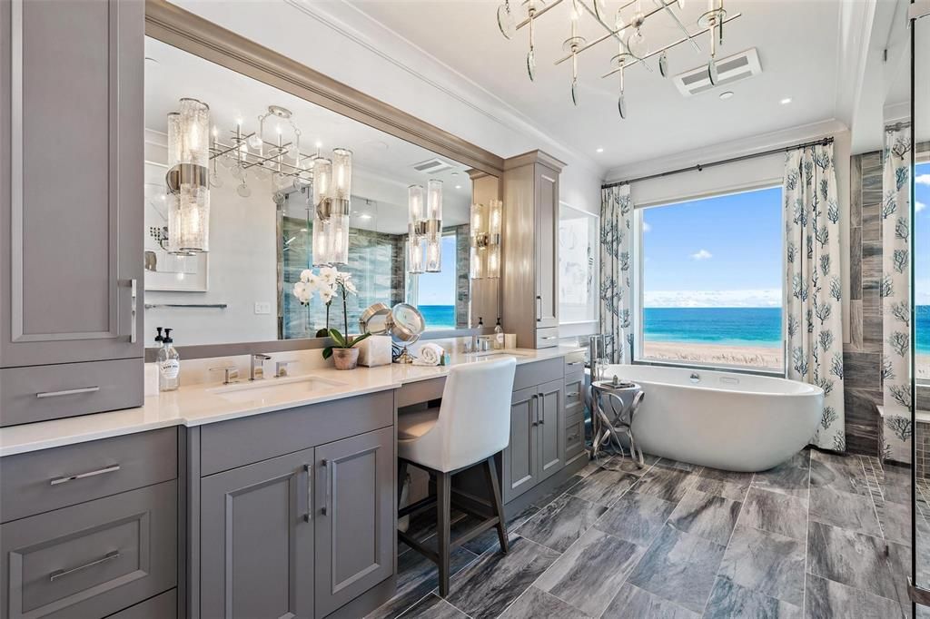 For Sale: $3,650,000 (5 beds, 5 baths, 4436 Square Feet)