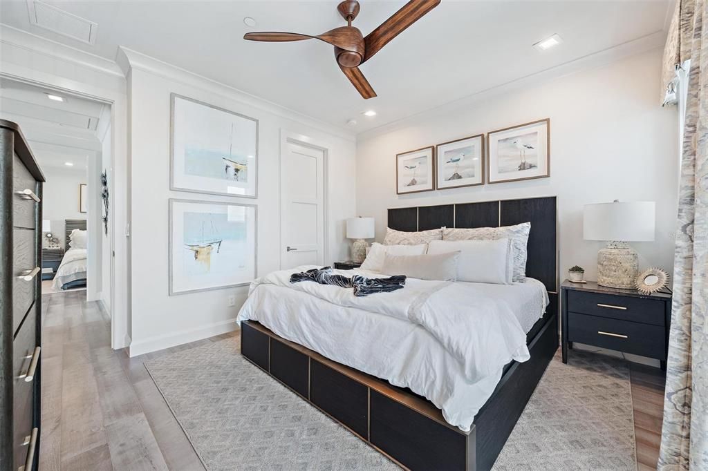 For Sale: $3,650,000 (5 beds, 5 baths, 4436 Square Feet)