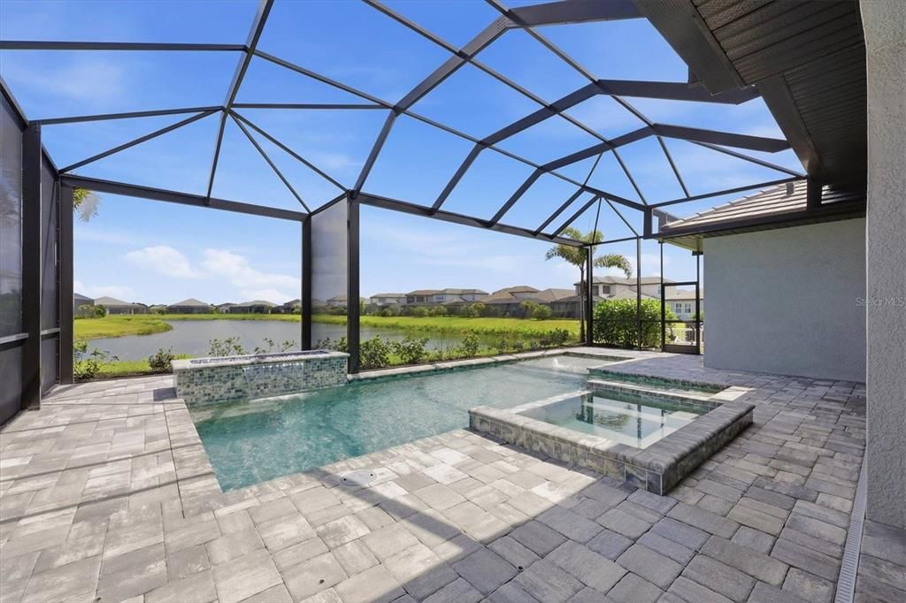 En Venta: $1,375,000 (4 camas, 3 baños, 3308 Pies cuadrados)