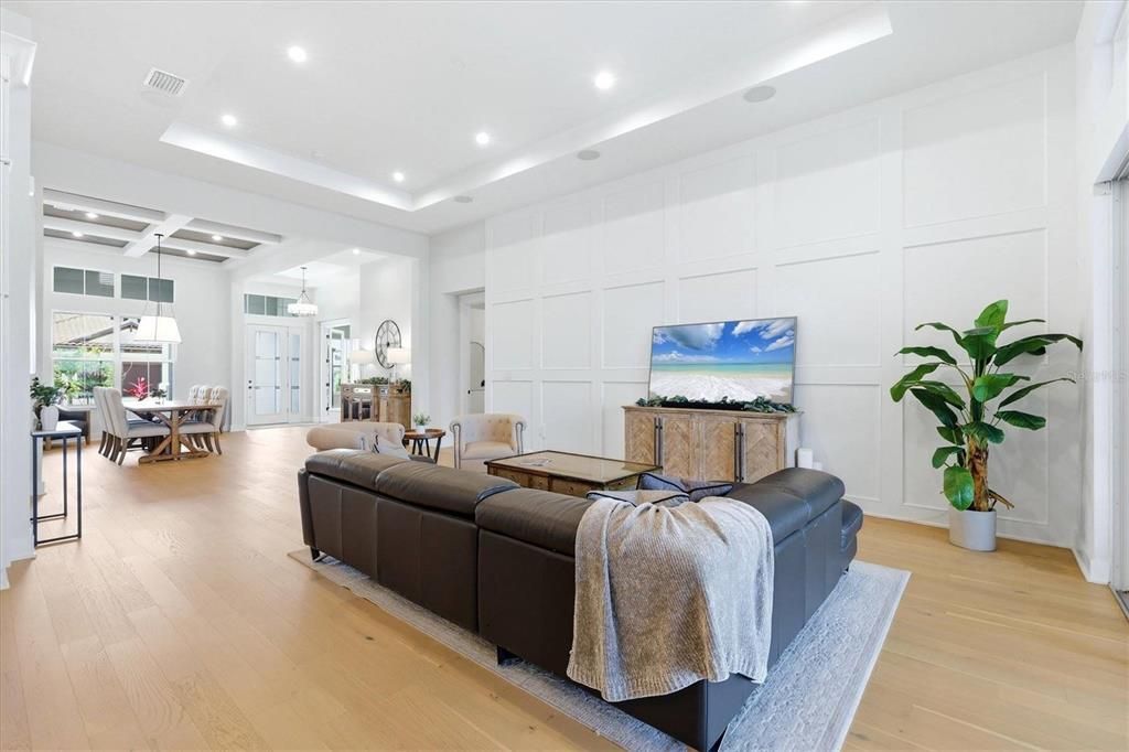 En Venta: $1,375,000 (4 camas, 3 baños, 3308 Pies cuadrados)