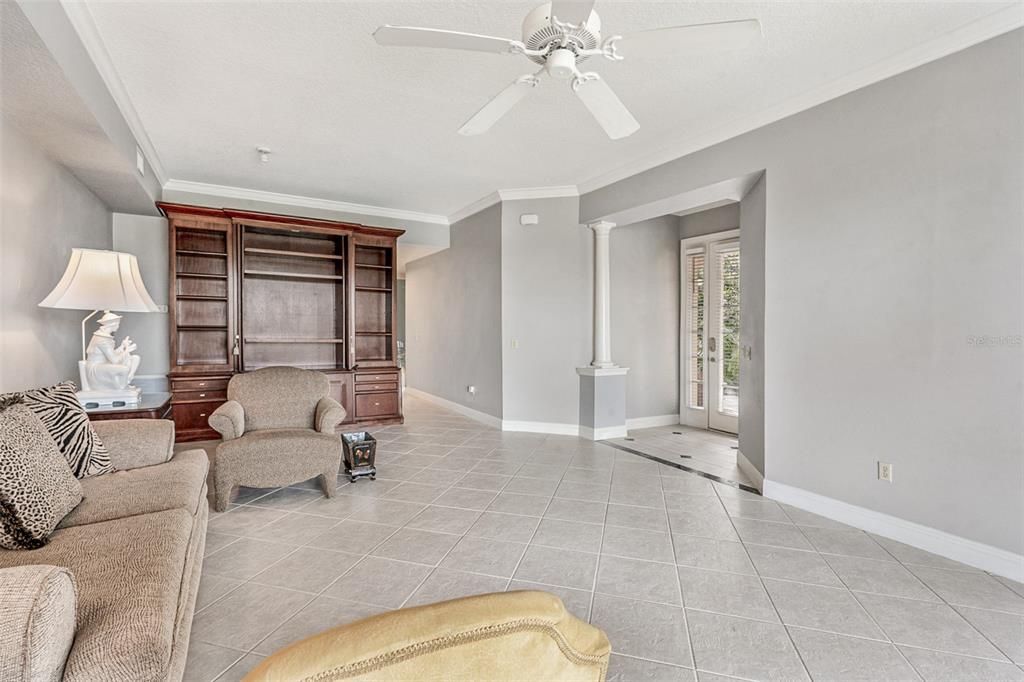 For Sale: $285,000 (3 beds, 2 baths, 1824 Square Feet)