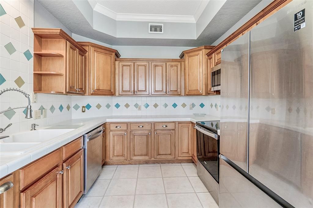 For Sale: $285,000 (3 beds, 2 baths, 1824 Square Feet)