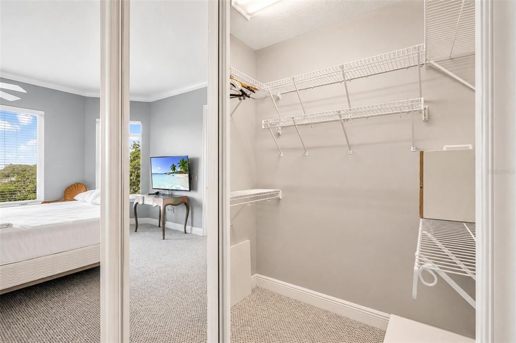 For Sale: $285,000 (3 beds, 2 baths, 1824 Square Feet)
