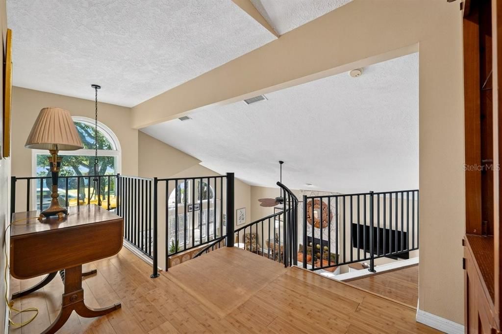 En Venta: $699,900 (3 camas, 2 baños, 1806 Pies cuadrados)