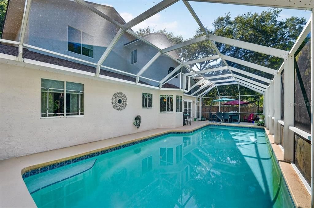 En Venta: $699,900 (3 camas, 2 baños, 1806 Pies cuadrados)