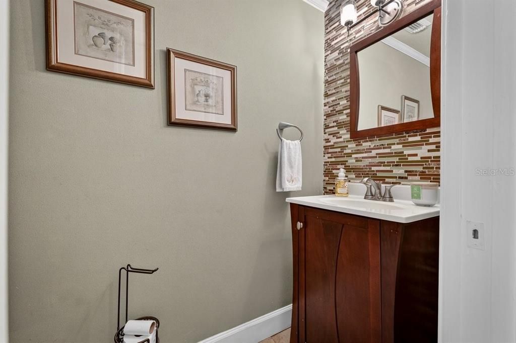 En Venta: $699,900 (3 camas, 2 baños, 1806 Pies cuadrados)