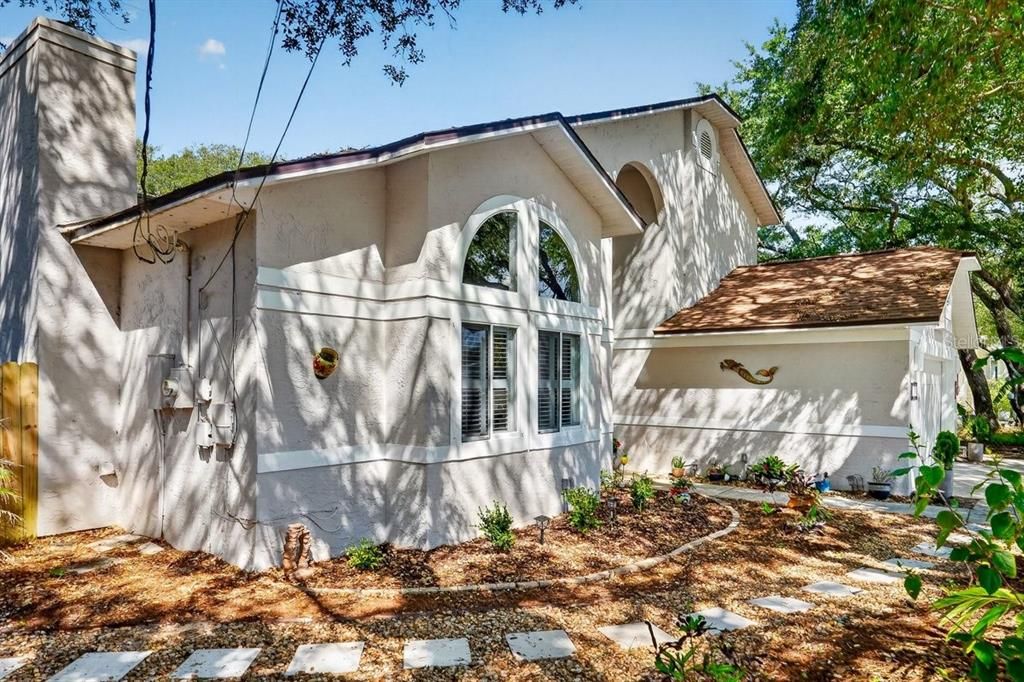 En Venta: $699,900 (3 camas, 2 baños, 1806 Pies cuadrados)