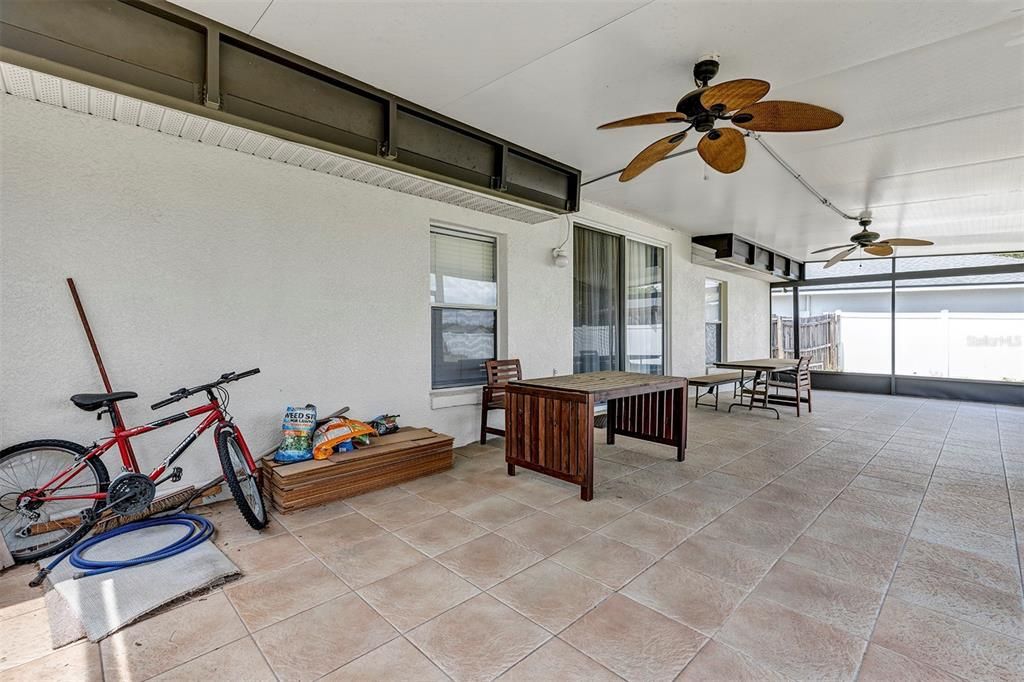 Activo con contrato: $399,900 (3 camas, 2 baños, 1817 Pies cuadrados)