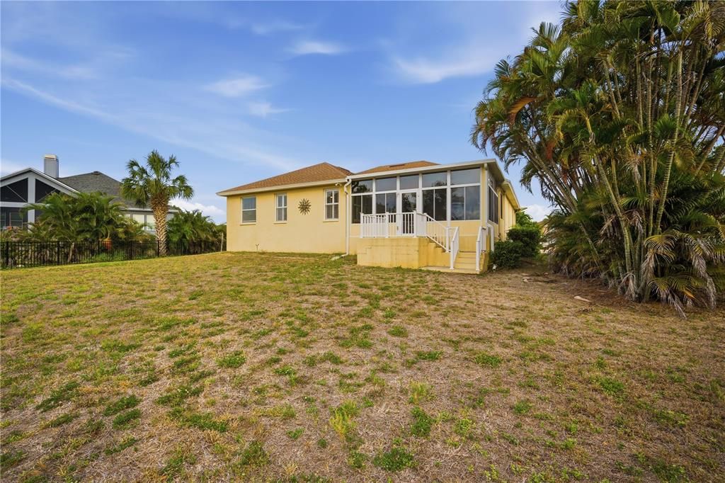 For Rent: $2,650 (3 beds, 2 baths, 2304 Square Feet)